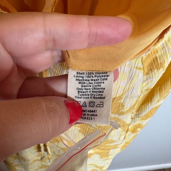 The Normal Brand Ezra Crepe Cinch Dress - Picture 5 of 7